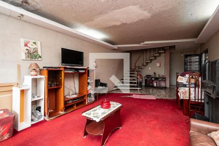 Casa à venda com 240m², 4 quartos e 3 vagas