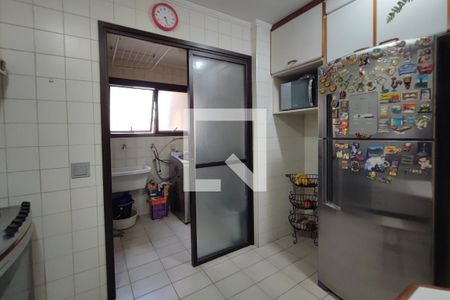 Apartamento à venda com 111m², 3 quartos e 2 vagas Apartamento à venda com 111m², 3 quartos e 2 vagasCozinha
