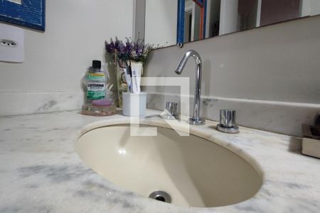 Apartamento à venda com 111m², 3 quartos e 2 vagas Apartamento à venda com 111m², 3 quartos e 2 vagasBanheiro Suíte