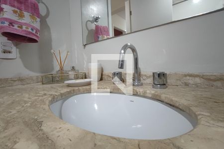 Apartamento à venda com 111m², 3 quartos e 2 vagas Apartamento à venda com 111m², 3 quartos e 2 vagasBanheiro Social