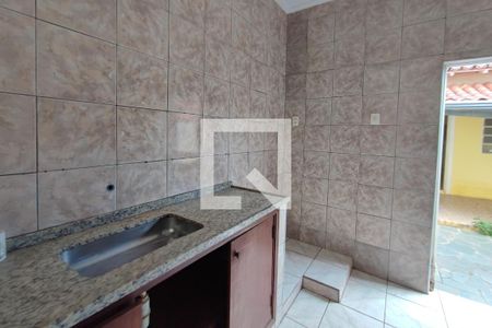 Casa à venda com 120m², 3 quartos e 1 vagaÁrea de Serviço