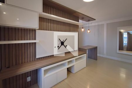 Sala de apartamento à venda com 3 quartos, 80m² em Vila Marieta, Campinas