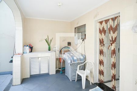 Casa à venda com 256m², 4 quartos e 6 vagasÁrea de serviço