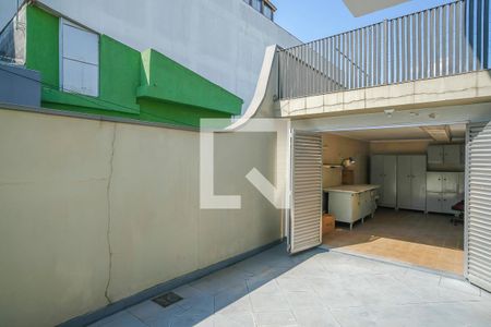 Casa à venda com 256m², 4 quartos e 6 vagasGaragem e quintal
