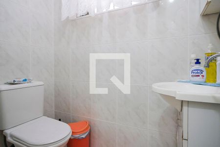 Casa à venda com 256m², 4 quartos e 6 vagasLavabo