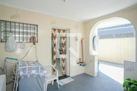 Casa à venda com 256m², 4 quartos e 6 vagasÁrea de serviço