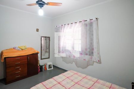 Casa à venda com 256m², 4 quartos e 6 vagasQuarto 2