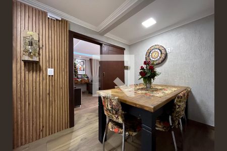 Casa à venda com 160m², 3 quartos e 2 vagas