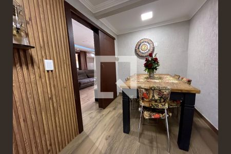 Casa à venda com 160m², 3 quartos e 2 vagas