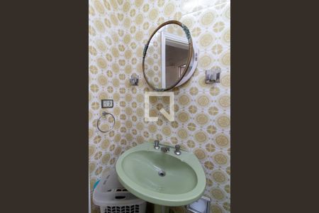 Casa à venda com 283m², 3 quartos e 1 vaga Casa à venda com 283m², 3 quartos e 1 vagaBanheiro 2