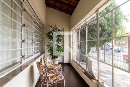 Casa à venda com 283m², 3 quartos e 1 vaga Casa à venda com 283m², 3 quartos e 1 vagaÁrea comum