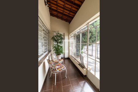 Casa à venda com 283m², 3 quartos e 1 vaga Casa à venda com 283m², 3 quartos e 1 vagaÁrea comum