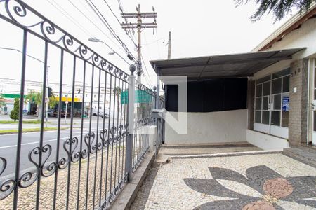 Casa à venda com 283m², 3 quartos e 1 vaga Casa à venda com 283m², 3 quartos e 1 vagaÁrea comum