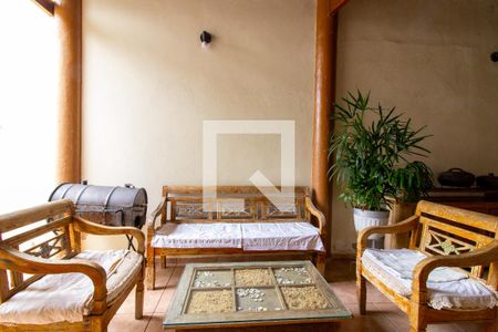 Casa à venda com 283m², 3 quartos e 1 vaga Casa à venda com 283m², 3 quartos e 1 vagaÁrea externa