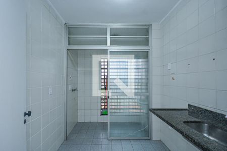Apartamento à venda com 52m², 2 quartos e 1 vaga Apartamento à venda com 52m², 2 quartos e 1 vagaCozinha
