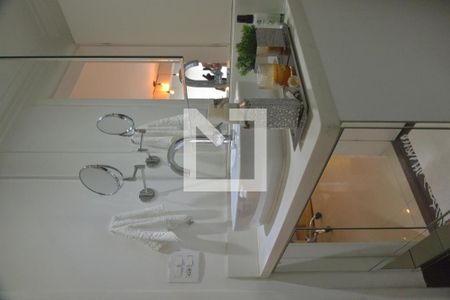 Apartamento à venda com 85m², 2 quartos e 2 vagasBanheiro Social