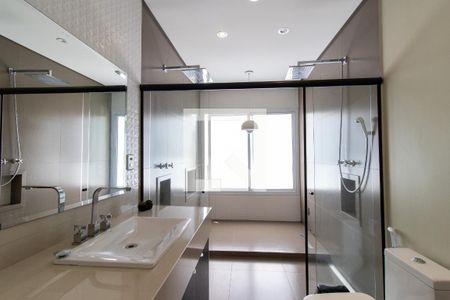 Casa de condomínio à venda com 567m², 4 quartos e 4 vagas Casa de condomínio à venda com 567m², 4 quartos e 4 vagasBanheiro - Quarto 1