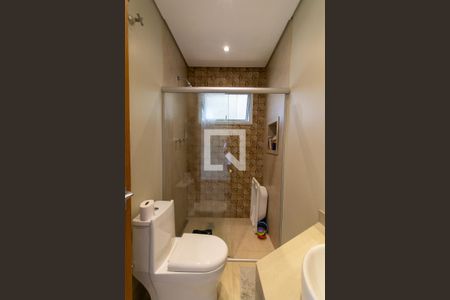 Casa de condomínio à venda com 567m², 4 quartos e 4 vagas Casa de condomínio à venda com 567m², 4 quartos e 4 vagasBanheiro - Quarto 3