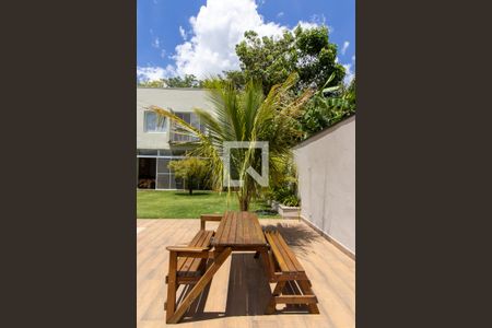 Casa de condomínio à venda com 567m², 4 quartos e 4 vagas Casa de condomínio à venda com 567m², 4 quartos e 4 vagasÁrea comum