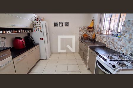 Casa à venda com 240m², 2 quartos e 3 vagasCozinha