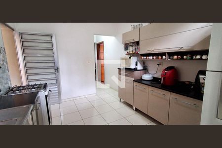 Casa à venda com 240m², 2 quartos e 3 vagasCozinha