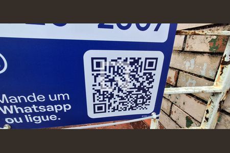 Casa à venda com 240m², 2 quartos e 3 vagasFachada