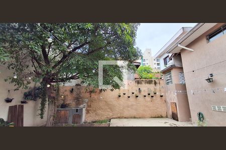 Casa à venda com 240m², 2 quartos e 3 vagasÁrea comum