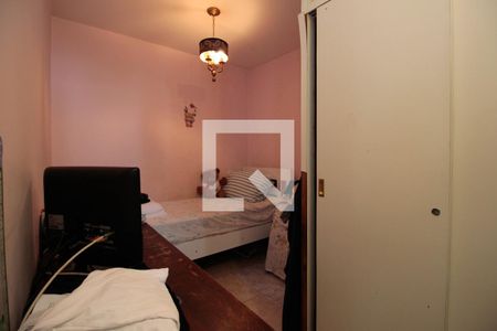 Apartamento à venda com 450m², 5 quartos e 3 vagas Apartamento à venda com 450m², 5 quartos e 3 vagasQuarto de Serviço