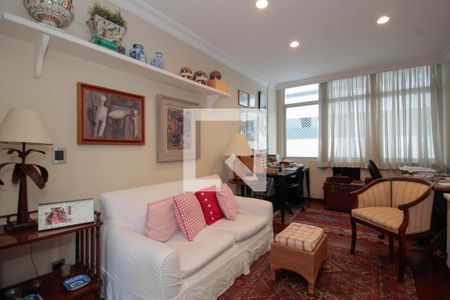 Apartamento à venda com 450m², 5 quartos e 3 vagas Apartamento à venda com 450m², 5 quartos e 3 vagasEscritório