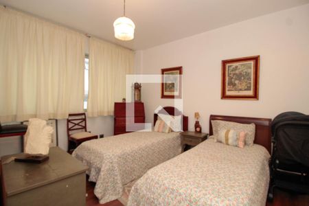 Apartamento à venda com 450m², 5 quartos e 3 vagas Apartamento à venda com 450m², 5 quartos e 3 vagasSuíte 2