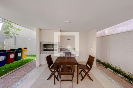 Apartamento à venda com 32m², 2 quartos e sem vagaÁrea comum - Churrasqueira