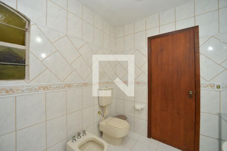 Casa à venda com 144m², 3 quartos e 2 vagasBanheiro Social