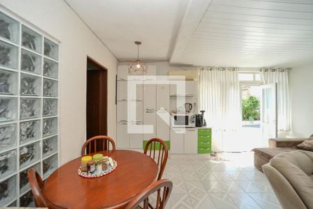 Casa à venda com 144m², 3 quartos e 2 vagasCozinha