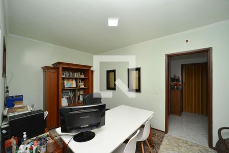 Casa à venda com 144m², 3 quartos e 2 vagasEscritório