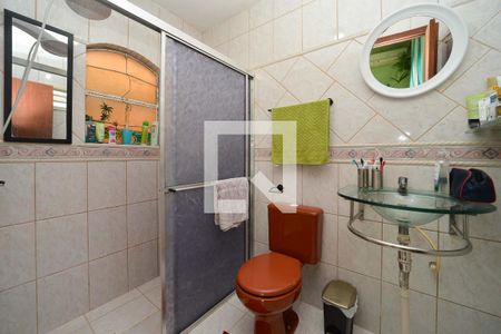 Casa à venda com 144m², 3 quartos e 2 vagasBanheiro da Suíte 1