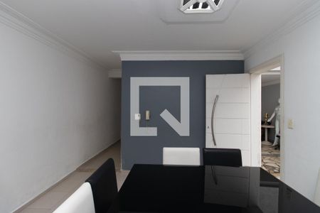 Casa à venda com 200m², 4 quartos e sem vaga Casa à venda com 200m², 4 quartos e sem vagaCozinha e Copa