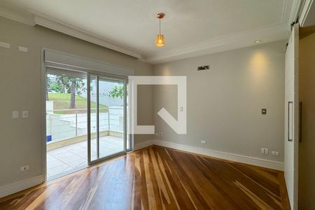 Casa de condomínio à venda com 525m², 4 quartos e 3 vagasSuíte 1