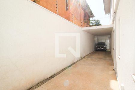 Casa à venda com 205m², 4 quartos e 3 vagas Casa à venda com 205m², 4 quartos e 3 vagasGaragem