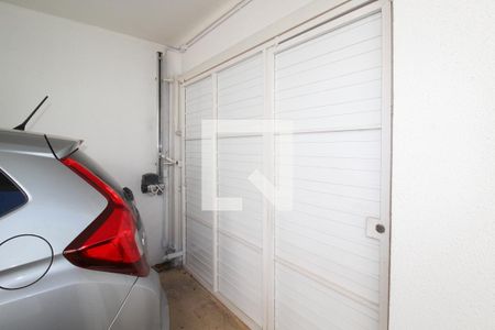 Casa à venda com 205m², 4 quartos e 3 vagas Casa à venda com 205m², 4 quartos e 3 vagasGaragem