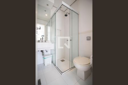 Casa à venda com 205m², 4 quartos e 3 vagas Casa à venda com 205m², 4 quartos e 3 vagasBanheiro de serviço