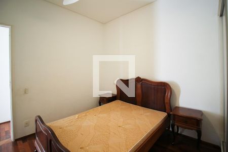 Casa à venda com 205m², 4 quartos e 3 vagas Casa à venda com 205m², 4 quartos e 3 vagasQuarto 2