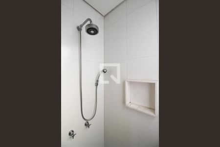 Casa à venda com 205m², 4 quartos e 3 vagas Casa à venda com 205m², 4 quartos e 3 vagasBanheiro