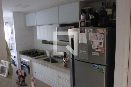 Apartamento à venda com 64m², 2 quartos e 1 vagaCozinha