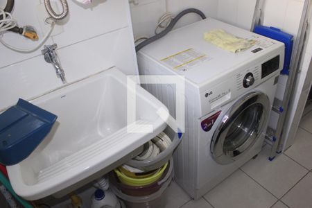 Apartamento à venda com 64m², 2 quartos e 1 vagaÁrea de serviço