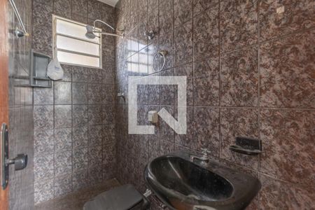 Banheiro Social de casa para alugar com 1 quarto, 40m² em Copacabana, Belo Horizonte