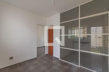 Sala de casa para alugar com 1 quarto, 40m² em Copacabana, Belo Horizonte