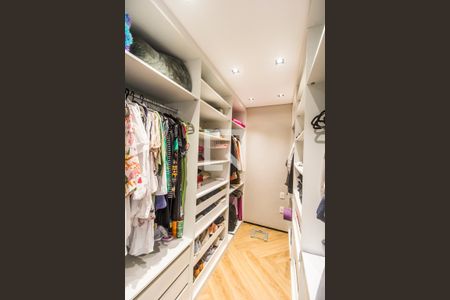 Apartamento para alugar com 468m², 4 quartos e 4 vagasCloset da suíte 1