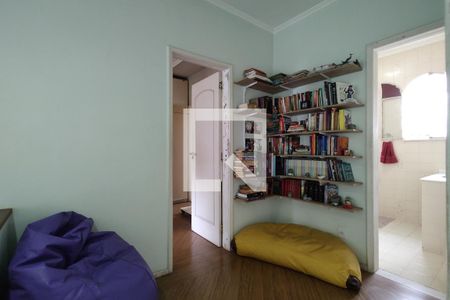 Casa à venda com 226m², 3 quartos e 5 vagas Casa à venda com 226m², 3 quartos e 5 vagasCorredor