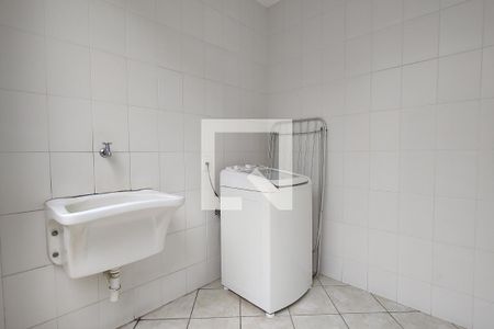 Casa à venda com 226m², 3 quartos e 5 vagas Casa à venda com 226m², 3 quartos e 5 vagasÁrea de Serviço