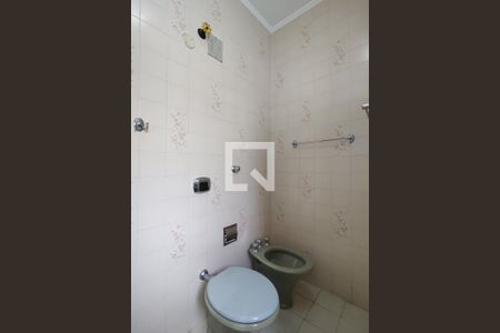 Casa à venda com 226m², 3 quartos e 5 vagasBanheiro Social